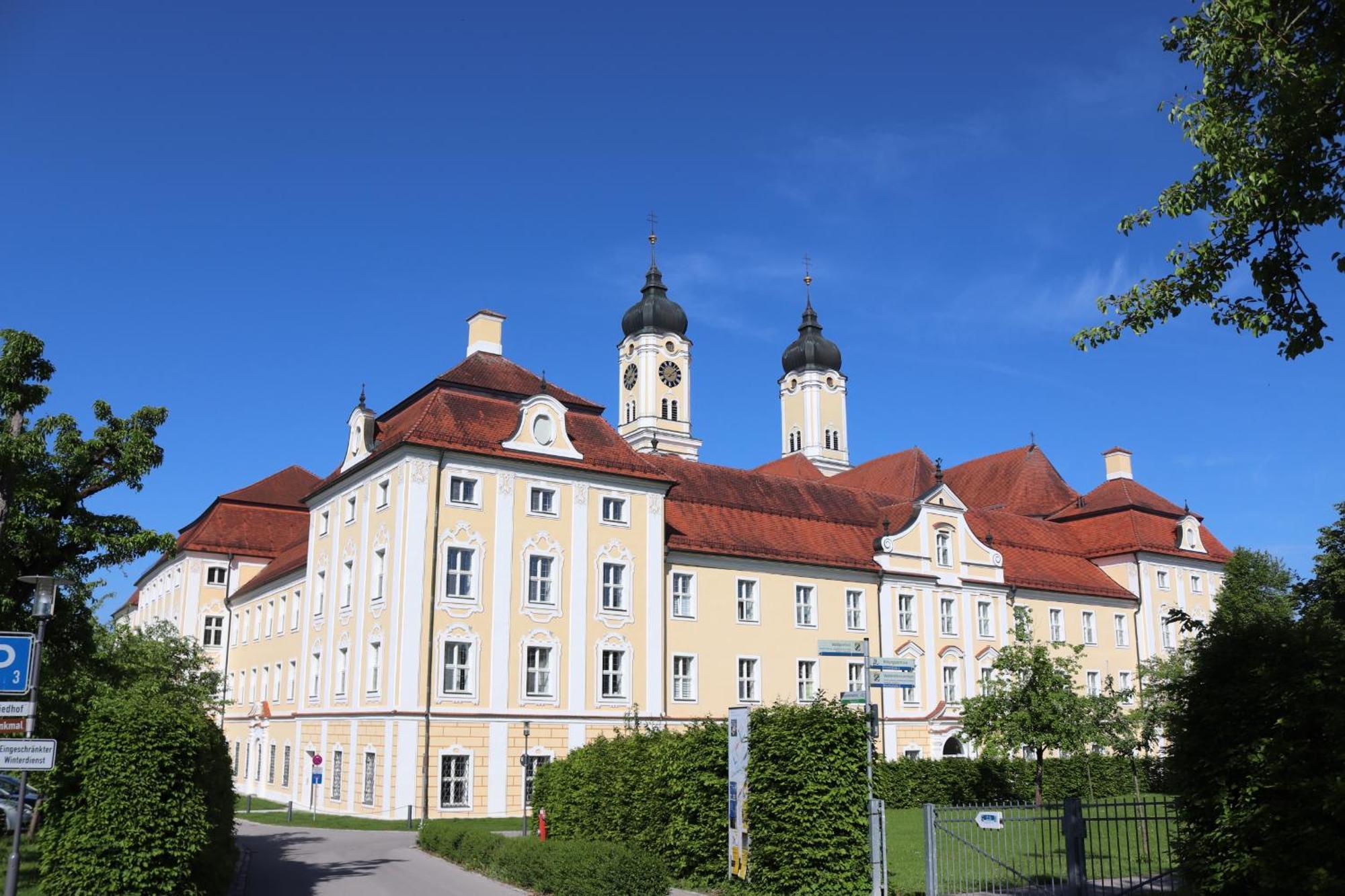 Klostergasthof Roggenburg Екстериор снимка